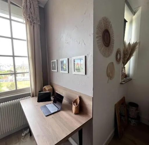 Appt Lumineux - 2 - Et Commerces Apartamento